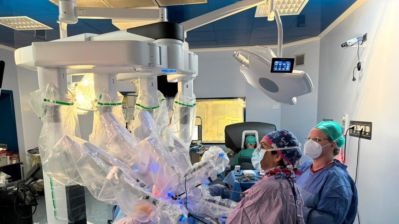 Senza robot in sala operatoria degenza più lunga, 'indietro di 20 anni'